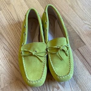 !! SALE !!  Super Deal  Lands End Celery Green Suede Loafers Size 11 B